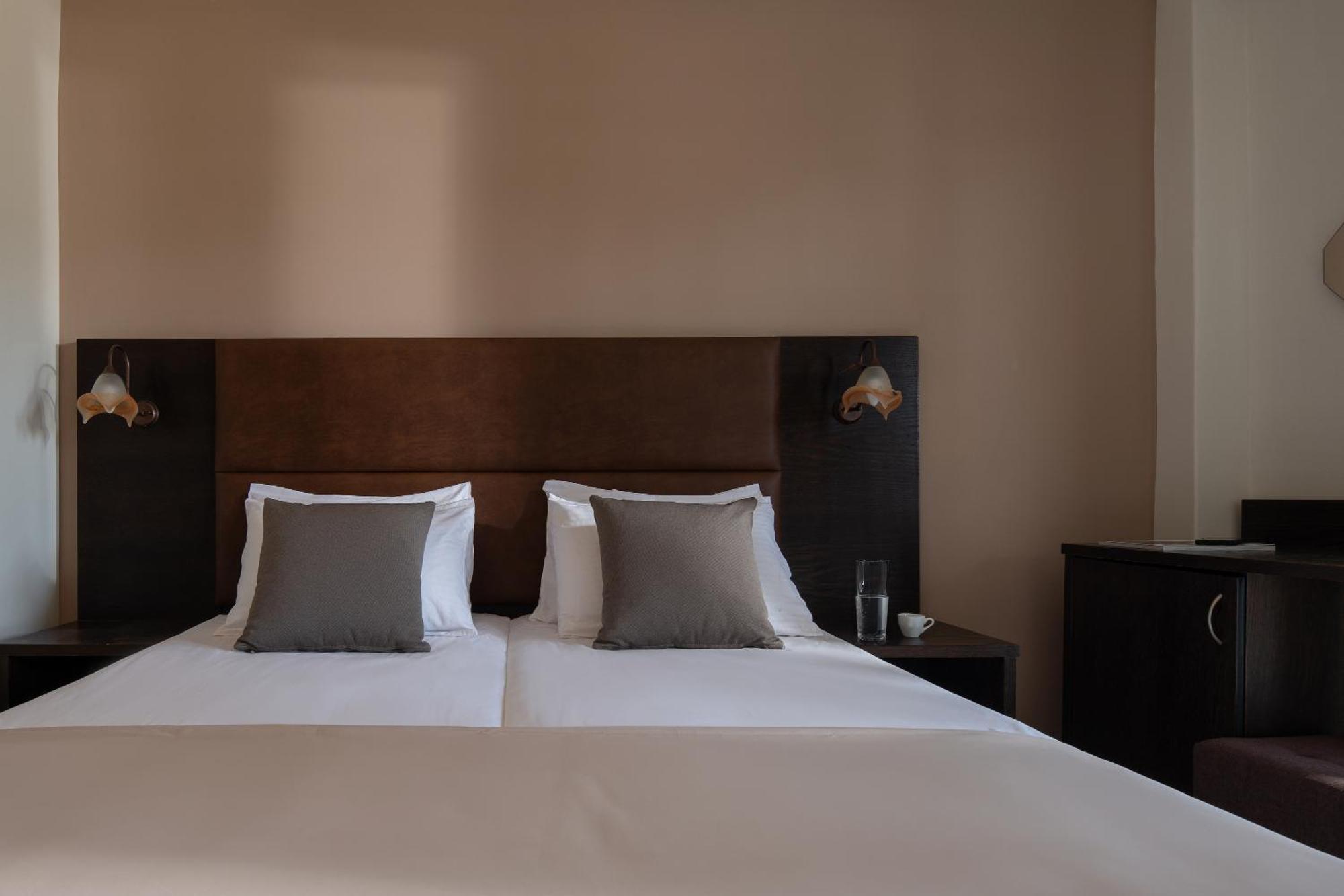Hotel Simeon เมตามอร์โฟซี ภายนอก รูปภาพ